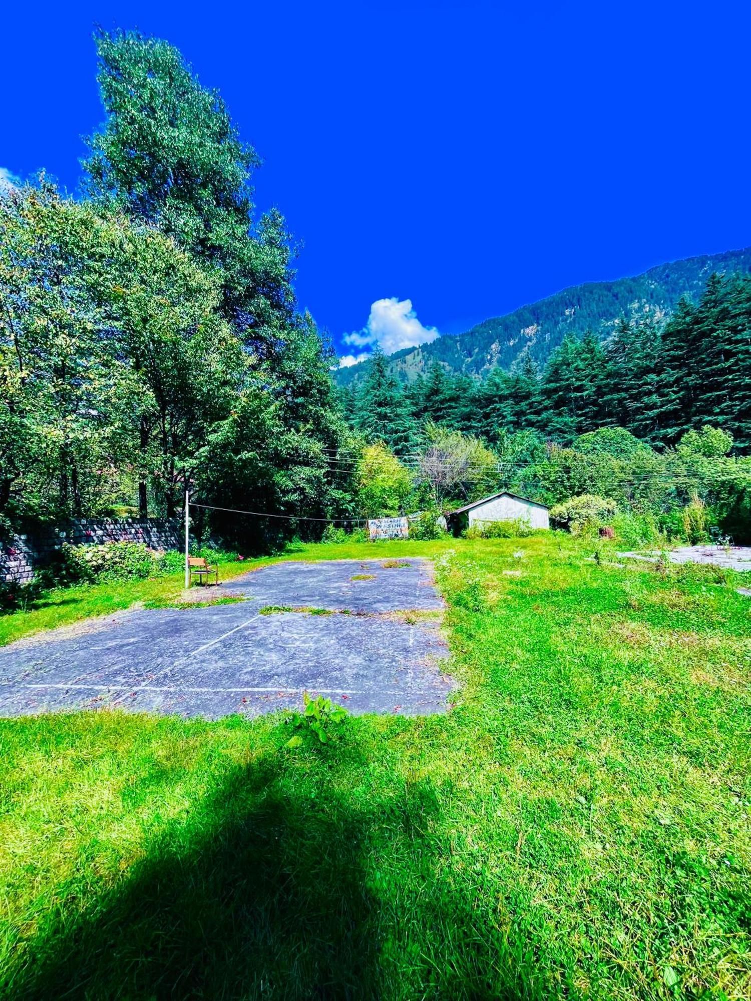 Sagar Resort !! Mountain View ! Luxury Stay ! Family Resort ! Private Parking ! Near Mall Road Manāli Екстериор снимка