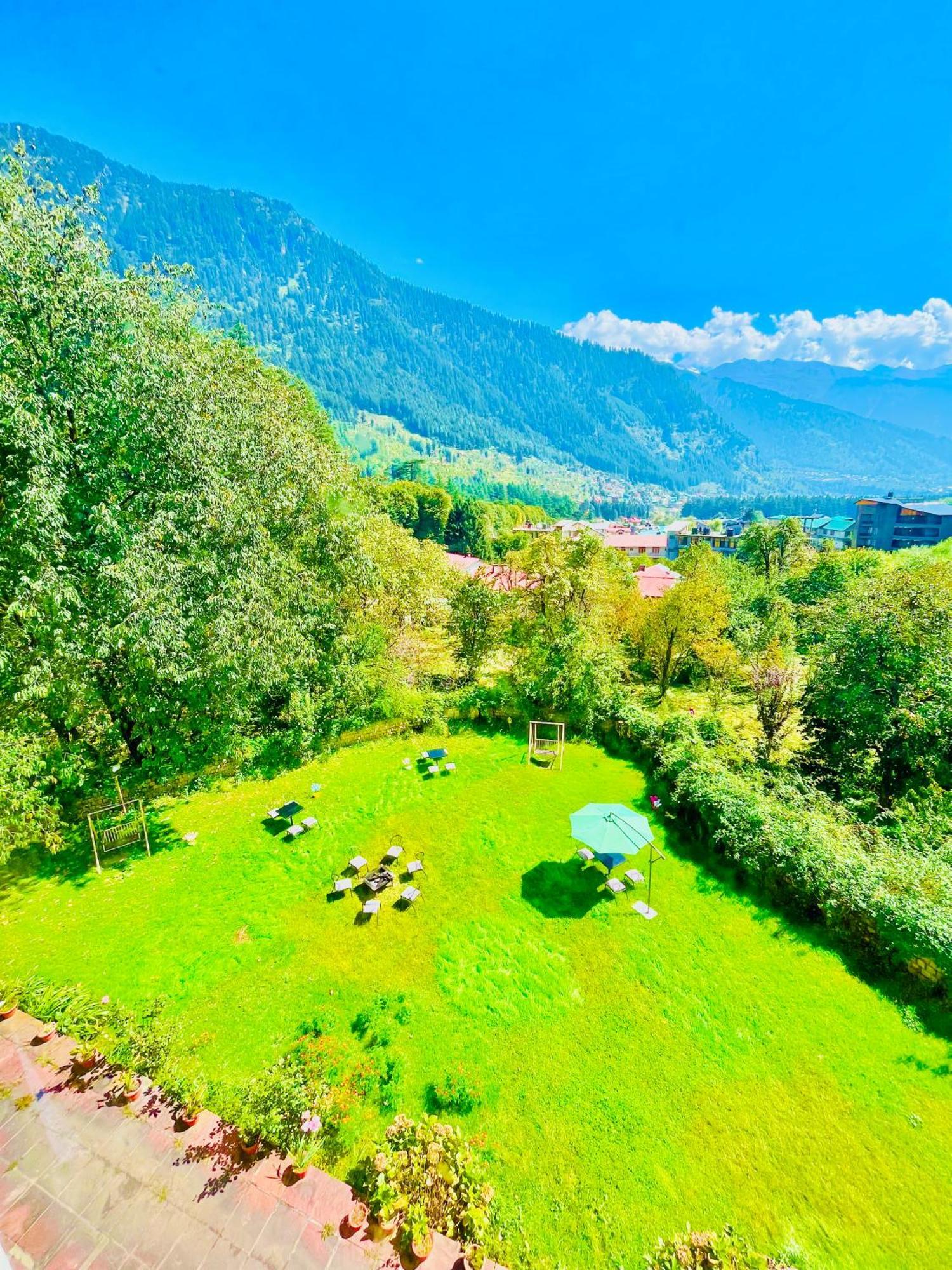 Sagar Resort !! Mountain View ! Luxury Stay ! Family Resort ! Private Parking ! Near Mall Road Manāli Екстериор снимка