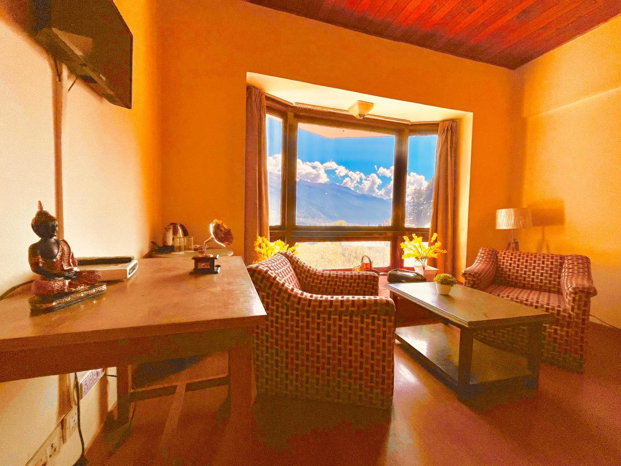 Sagar Resort !! Mountain View ! Luxury Stay ! Family Resort ! Private Parking ! Near Mall Road Manāli Екстериор снимка