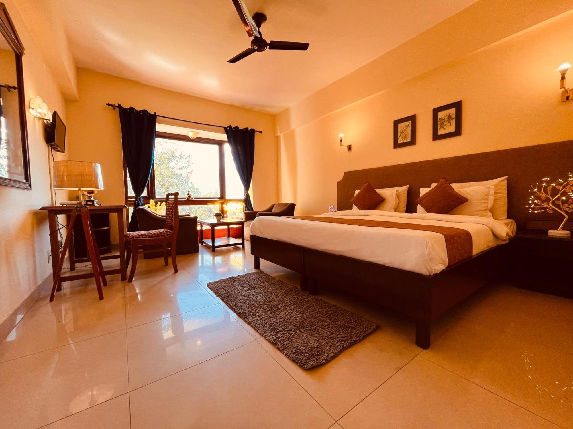 Sagar Resort !! Mountain View ! Luxury Stay ! Family Resort ! Private Parking ! Near Mall Road Manāli Екстериор снимка