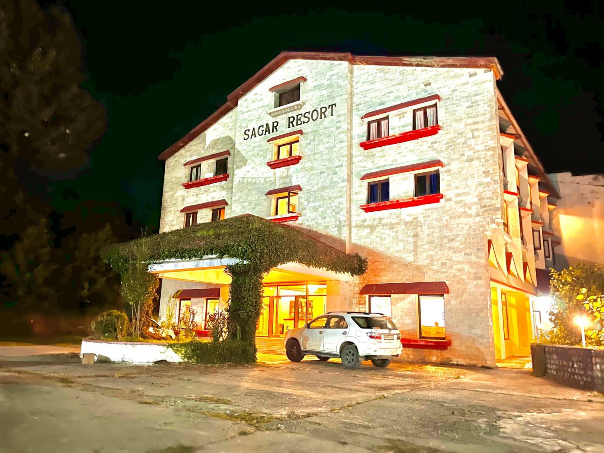 Sagar Resort !! Mountain View ! Luxury Stay ! Family Resort ! Private Parking ! Near Mall Road Manāli Екстериор снимка