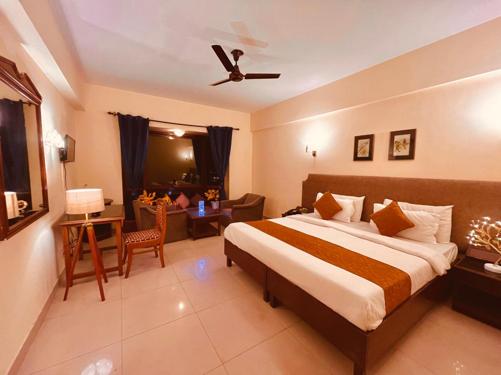 Sagar Resort !! Mountain View ! Luxury Stay ! Family Resort ! Private Parking ! Near Mall Road Manāli Екстериор снимка